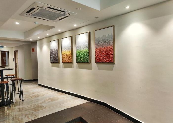 Meriton Inn