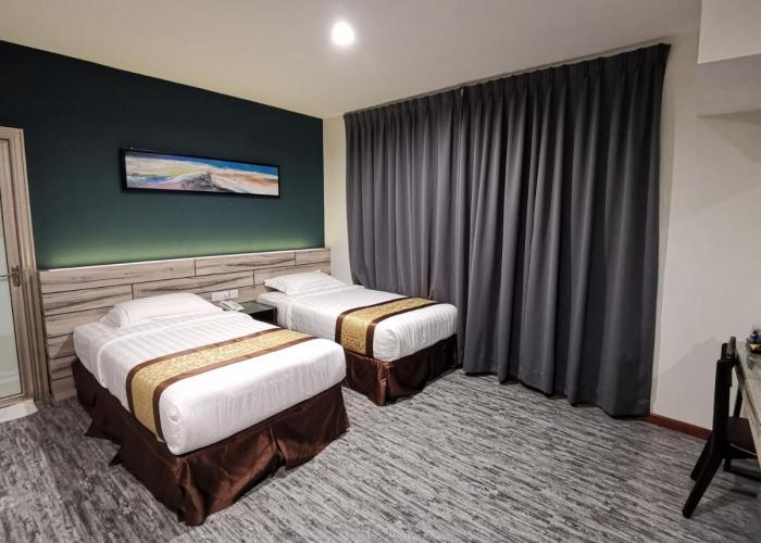 Meriton Inn