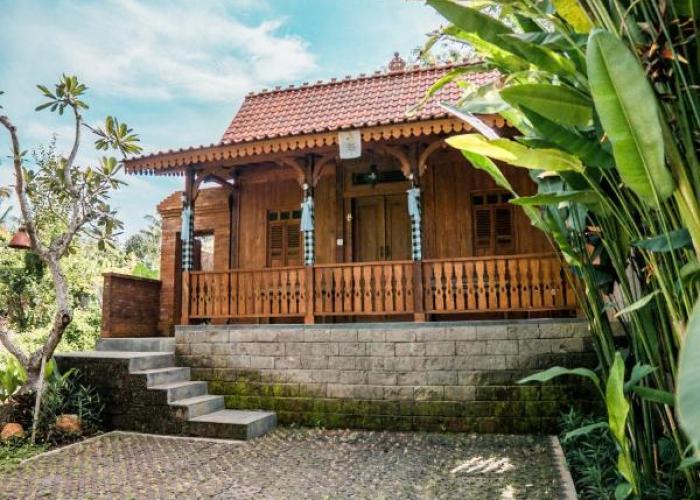 Umadhatu Resorts