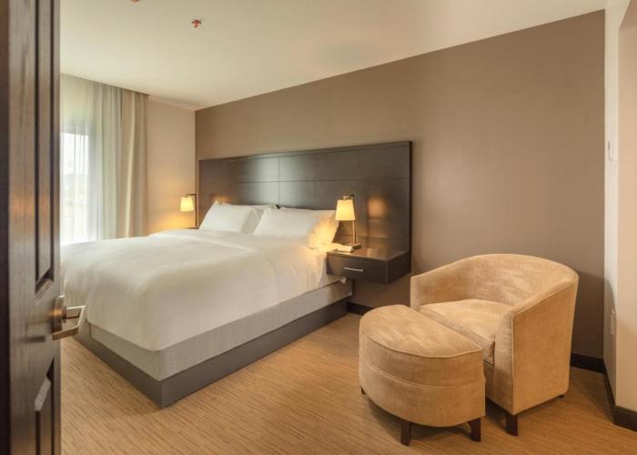 Staybridge Suites Silao, an IHG Hotel