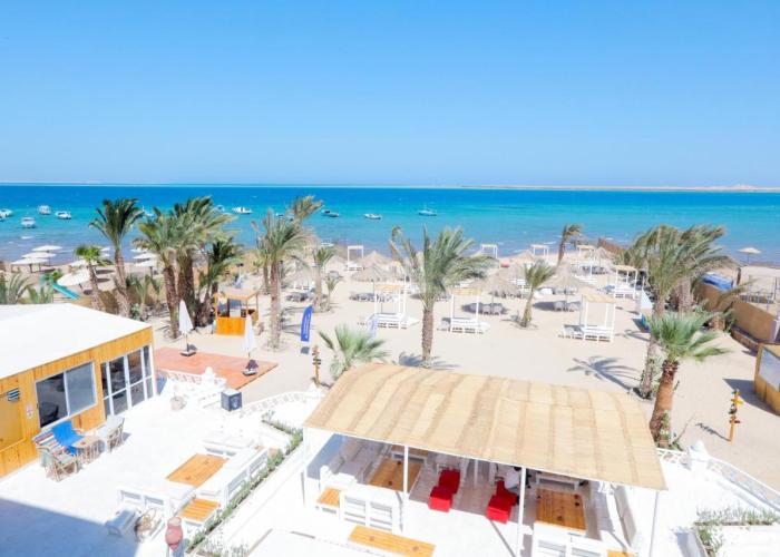 Lagoonie Lodge & Beach