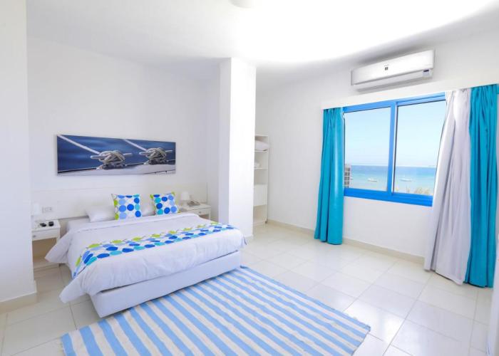 Lagoonie Lodge & Beach