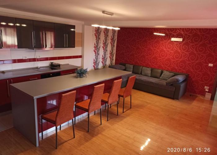 Casa Tiky