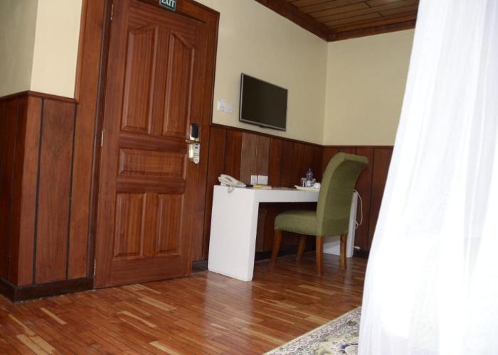 The Noble Hotel & Conference Centre