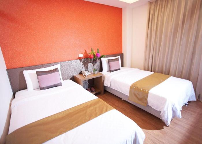 Jinbao Hotel