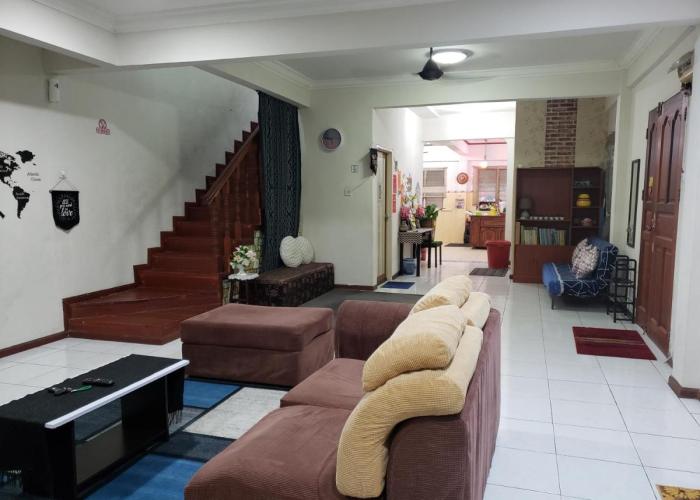 D'Hartamas Guesthouse