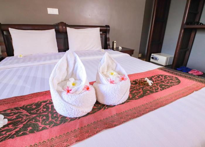 Riviera Hotel & Resort Kep