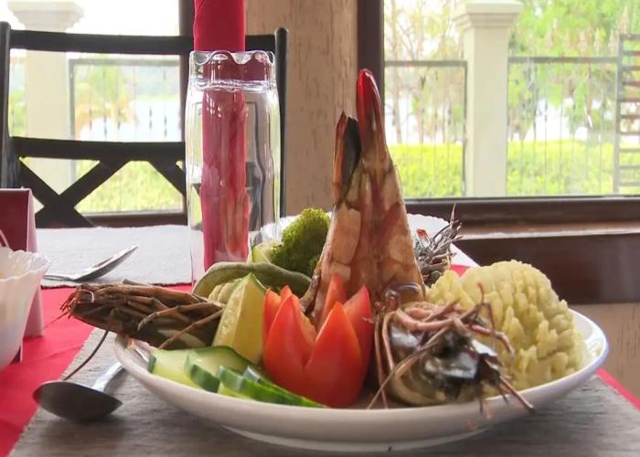Samanene Beach Hotel