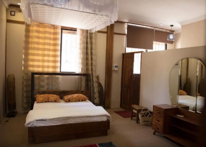 Wag Hill Lodge
