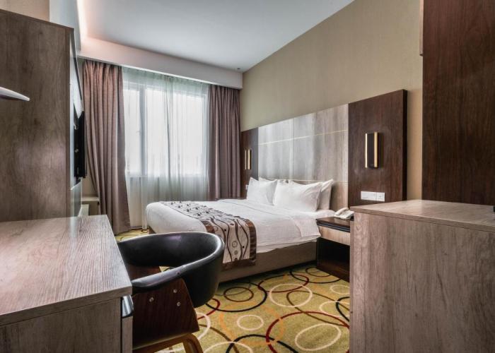 Ano Hotel