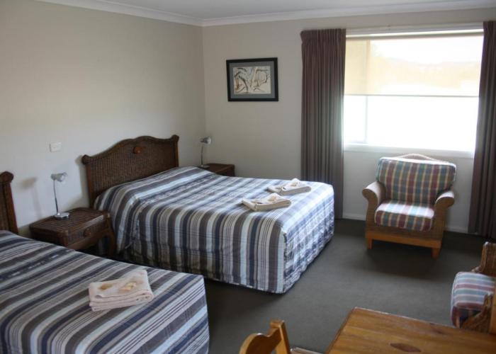 Isis Motel Scone