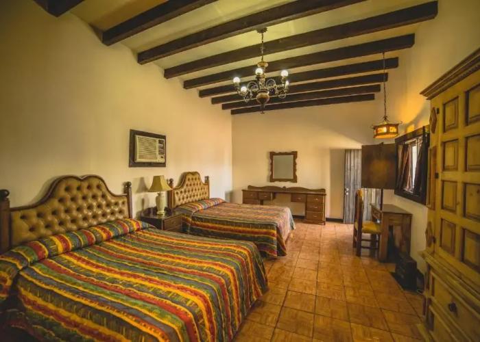 Hotel Cosmos Don Carlos