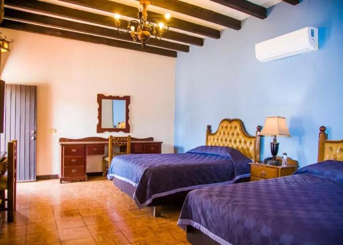 Hotel Cosmos Don Carlos