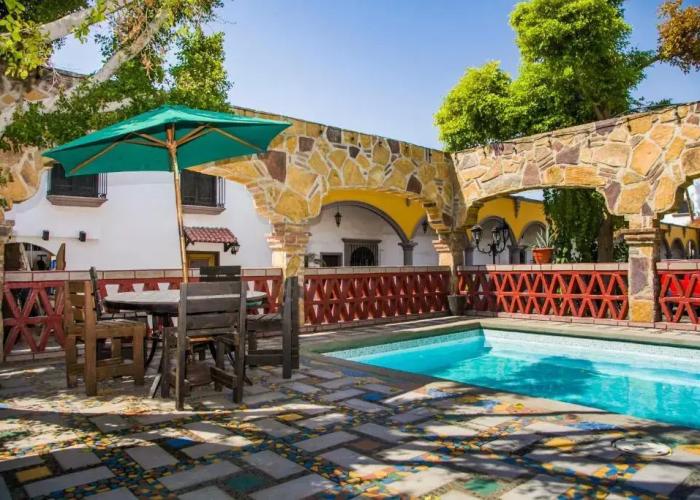 Hotel Cosmos Don Carlos