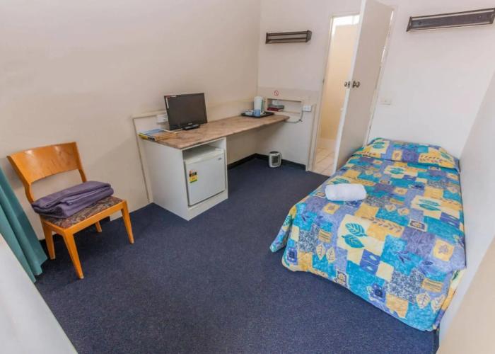 Moruya Waterfront Hotel Motel
