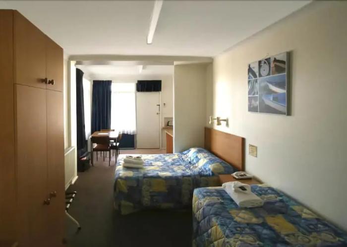 Hive Hotel