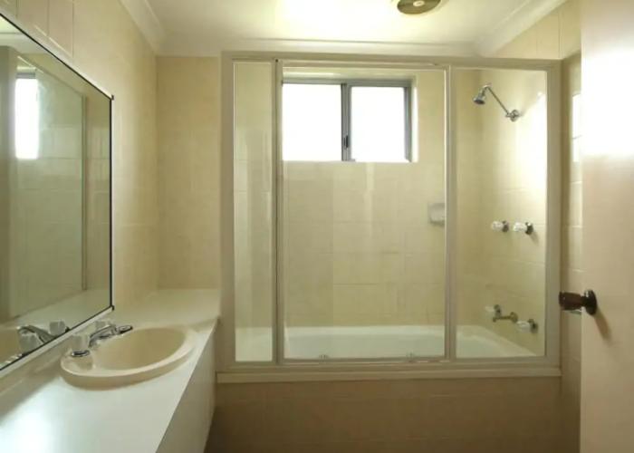 Hive Hotel