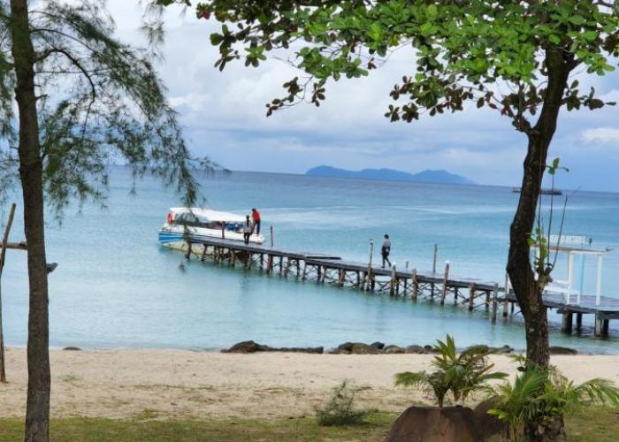 S Beach Resort