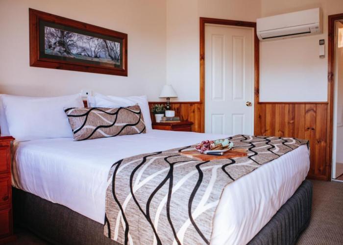 Astor Inn