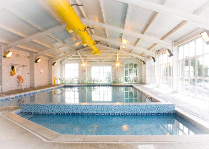 Polean Farm Cottages - With Free Animal Feeding and Pony Rides and Free Access to a Nearby Pool
