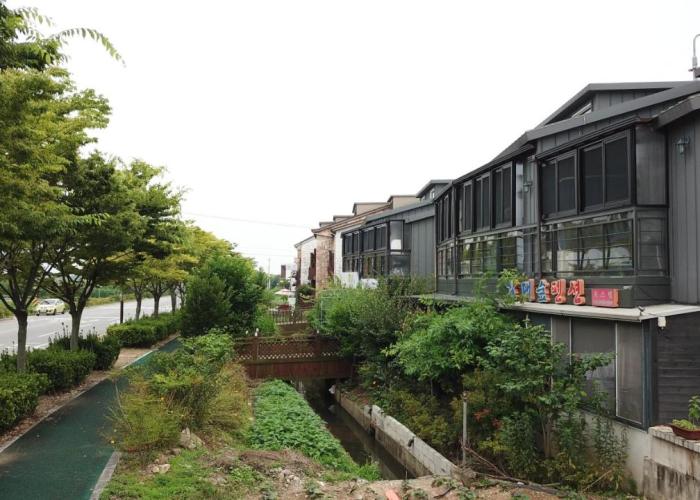Suncheonbay Reed Field Pension