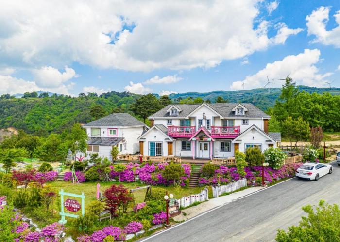 Pungcha & Herb Pension