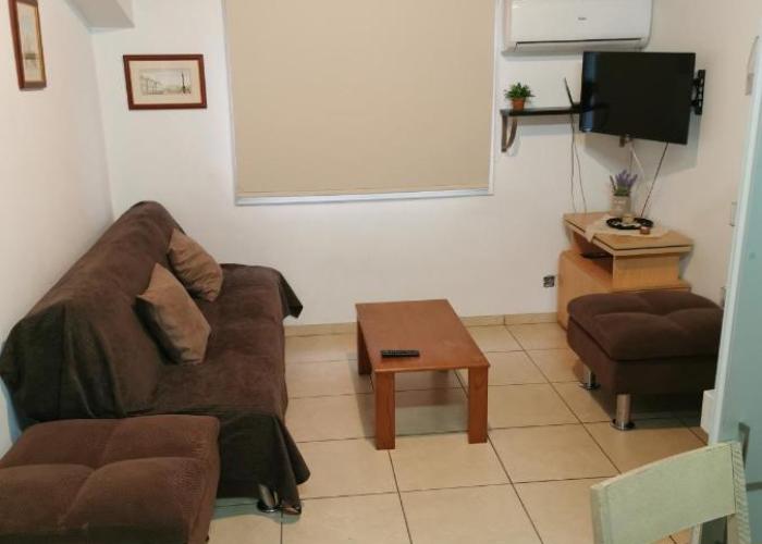 Strovolos rooms Studios