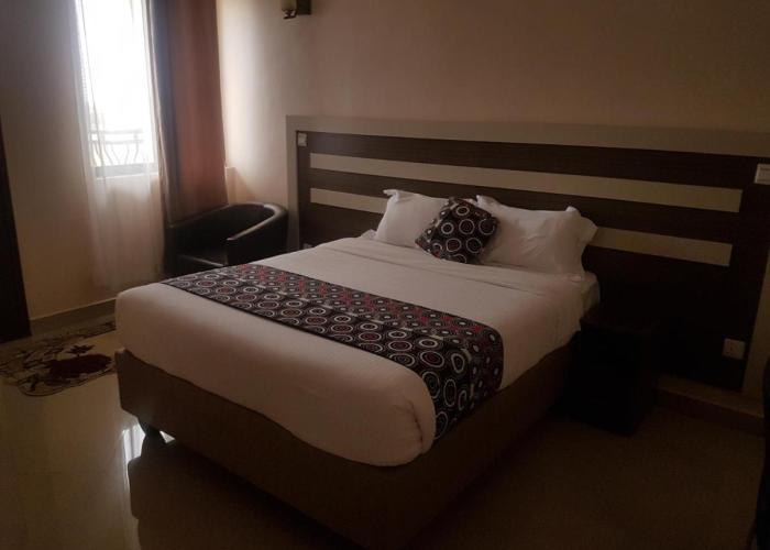 Mara Frontier Hotel