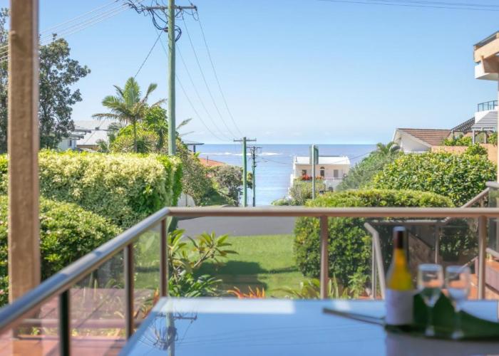 Doncaster - Yamba Main beach and sea pool