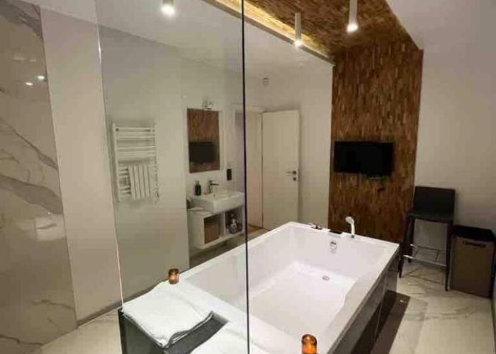 Grand Apartment