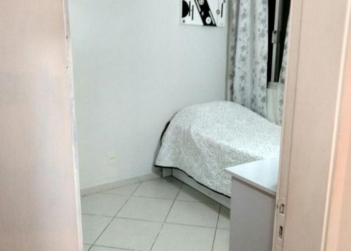 Apartamento dois quartos perto da praia em Jardim Camburi
