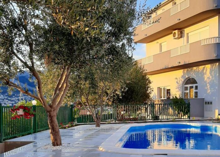 Apartmani Lucante