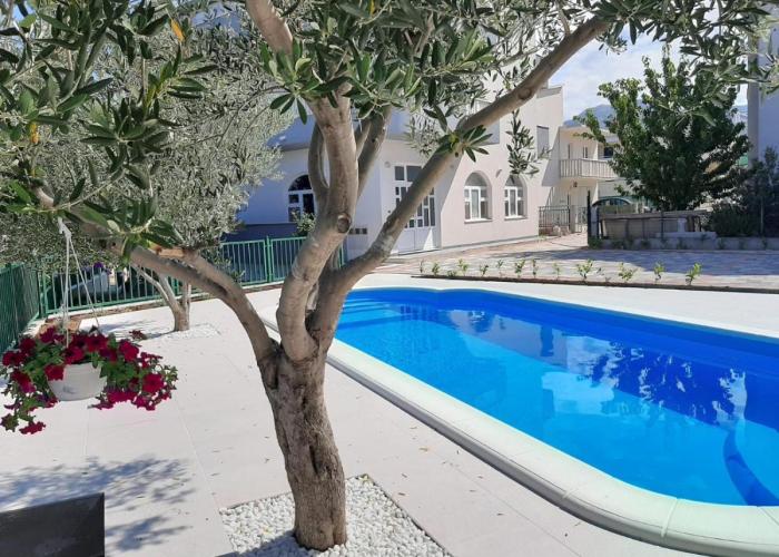 Apartmani Lucante