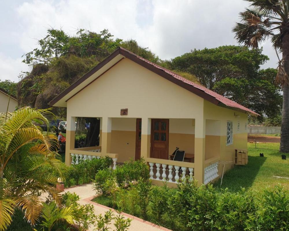 фото Kunta Kinteh Beach Complex