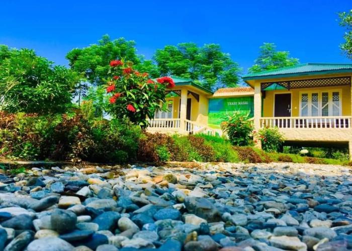 Tharu Mahal