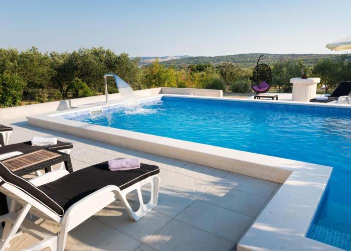 Villa Solitude