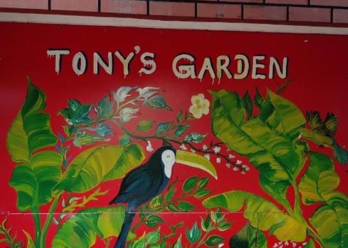 Tony's Garden House inn