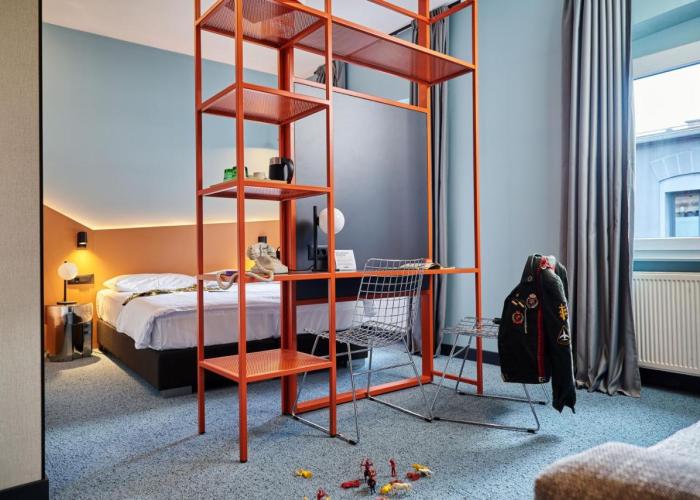 Swanky bed&breakfast