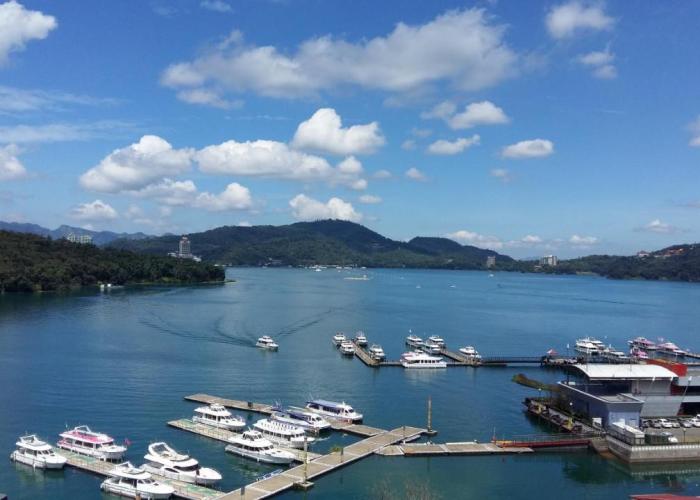 Yi Da Lakeside Hotel
