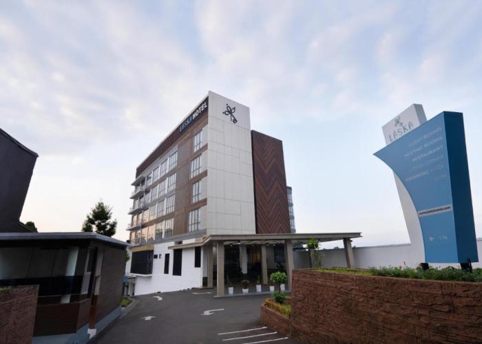 Hotel Santika Sukabumi
