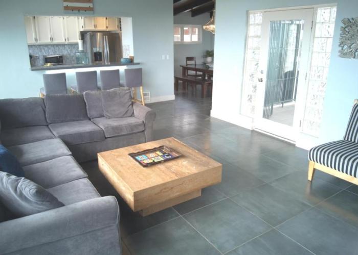 Rosarito Beach House Sleeps 14 & Steps to Sandy Beach Mins to Downtown