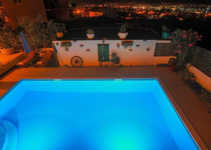 Villa Marela with Heated Swimming Pool