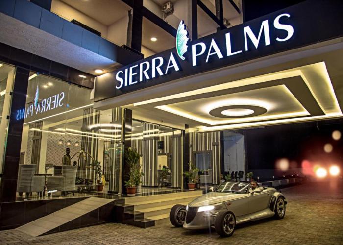 Sierra Palms Resort