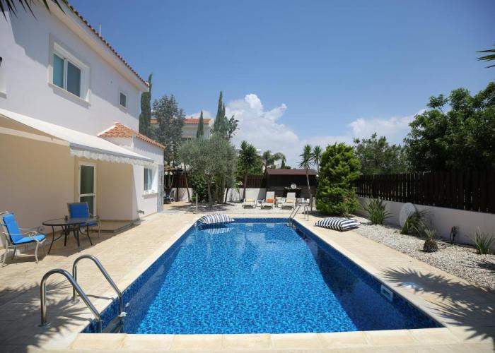 Unique Beach Luxurious Villas