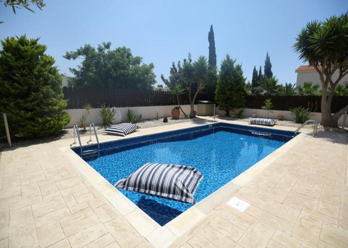 Unique Beach Luxurious Villas