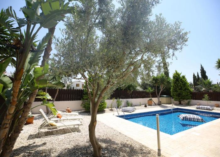 Unique Beach Luxurious Villas