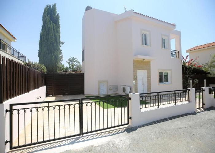 Unique Beach Luxurious Villas