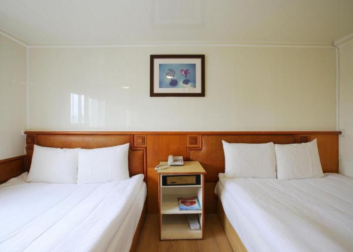 Lion Hotel