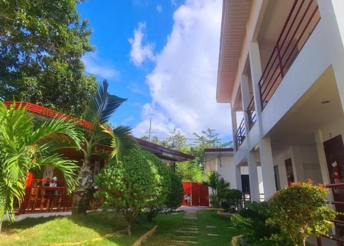 Roos Guesthouse