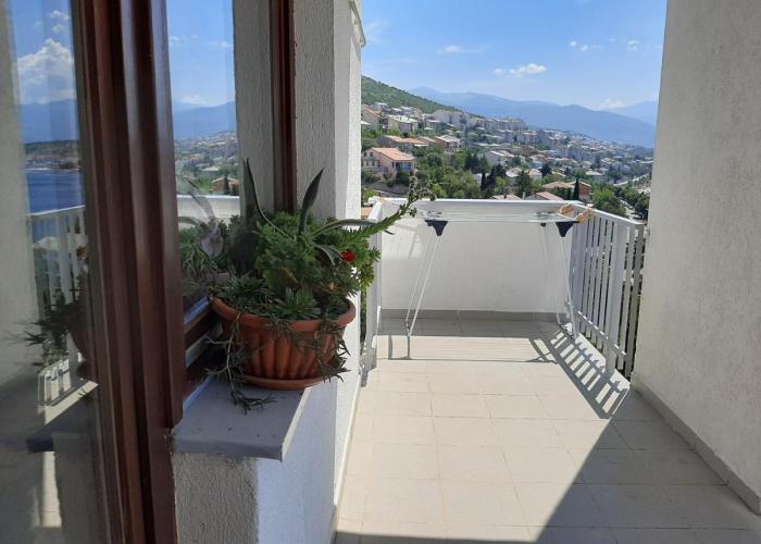Apartman Ada